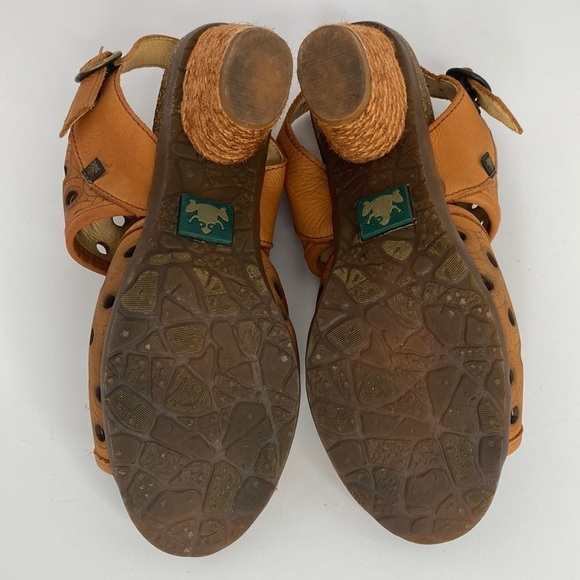 EL NATURALISTA ORANGE LEATHER HEELS - Picture 9 of 12